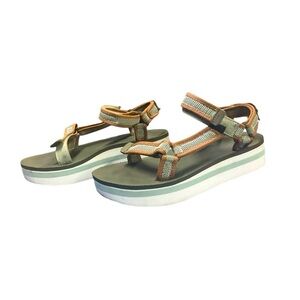 🩴 Teva Platform Sandals Women’s Size 7 Olive Green Peach‎ Strap Sporty Casual